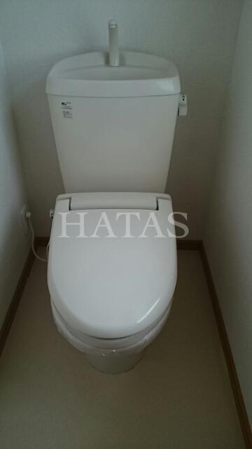 トイレ　同物件別部屋です。