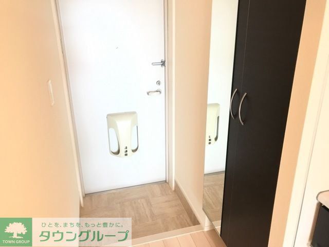 玄関　お問合せはタウンハウジングまで！※現地待合わせ相談可能