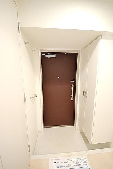 玄関　★お問い合わせはタウンハウジングまで★