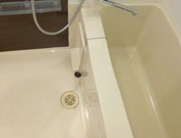バス・シャワールーム　別部屋参考写真となります