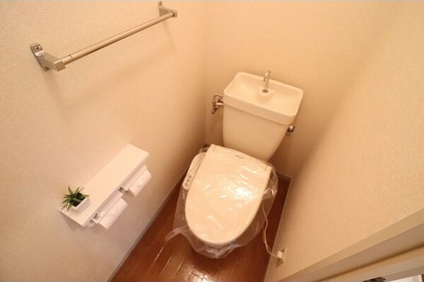 トイレ　ゆったりとした空間のトイレです