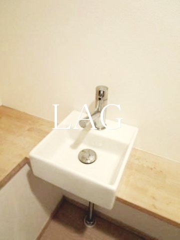洗面設備　洗面台です。