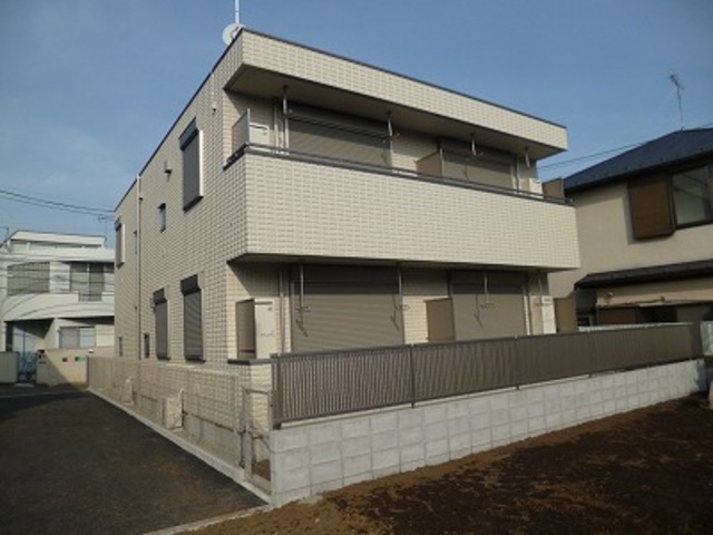 建物外観　１階でも日当たり良好です