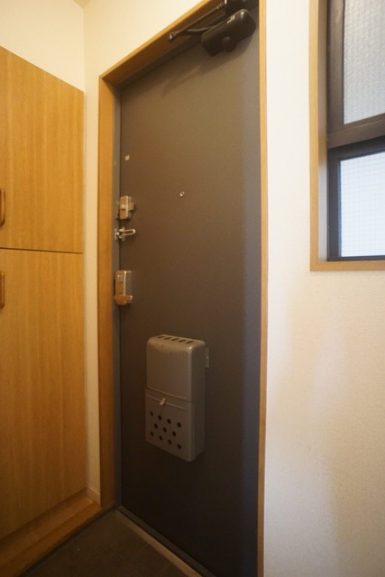 玄関　すっきりシンプルな玄関スペースです！