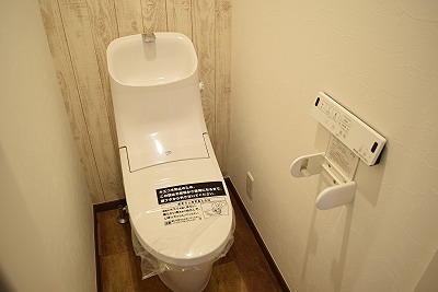トイレ　別部屋参考
