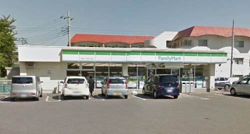 コンビニ　ファミリーマートみつわ台5丁目店（コンビニ）まで570m