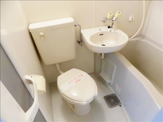 トイレ　別号室の写真です