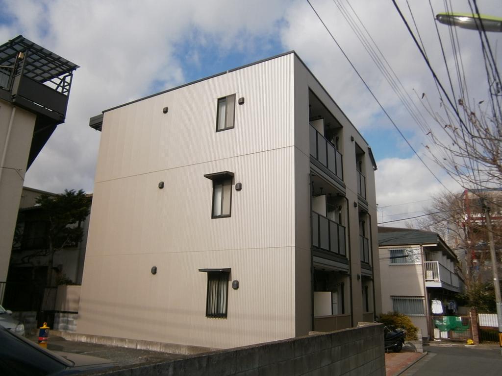 建物外観　清潔感ある外観