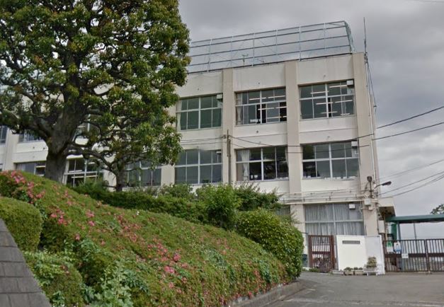 中学校　大田区立馬込東中学校（中学校）まで594m