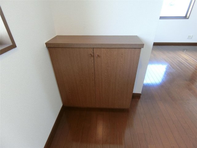 玄関　シューズボックス付きの玄関です♪