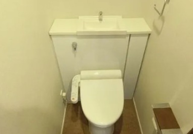 トイレ　※別部屋参照