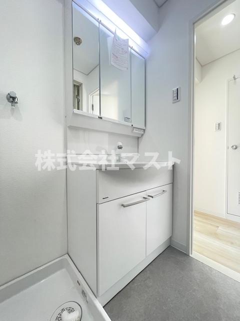 トイレ　※別号室参考写真