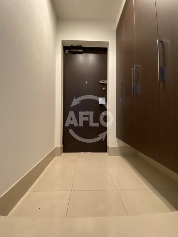 玄関　レジデンス梅田ローレルタワー　玄関