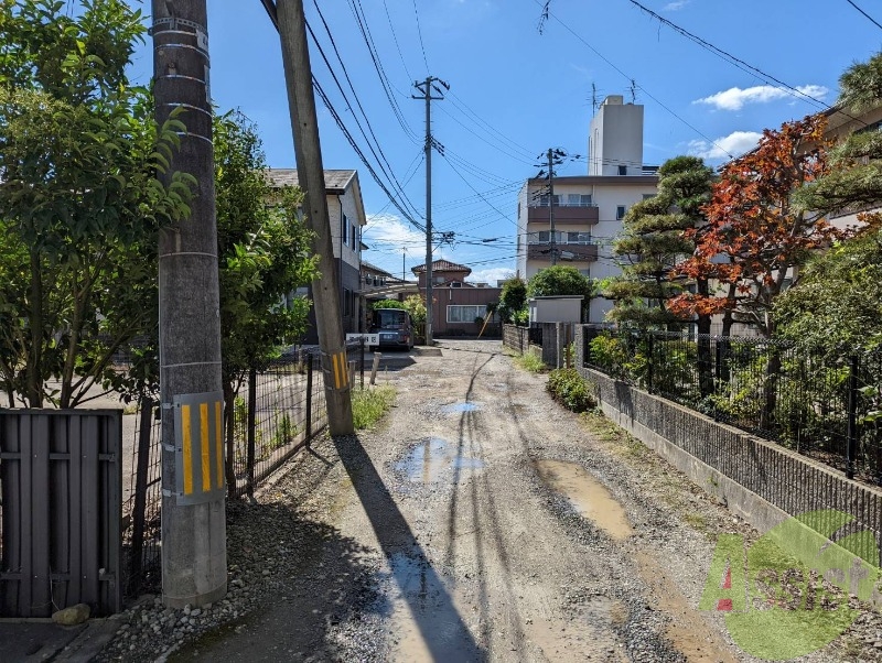 玄関　完成後写真差し替えます。
