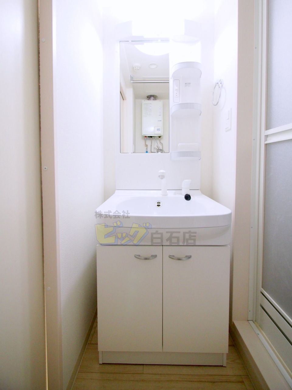 洗面設備　シャンプードレッサー完備しています♪
