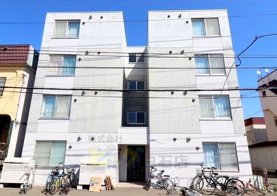 建物外観　インターネットが無料で利用可能なマンションです♪