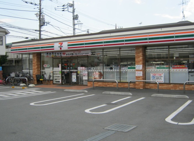 コンビニ　セブンイレブン 方南1丁目店（コンビニ）まで311m