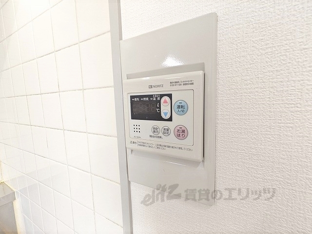 その他設備　給湯器リモコン