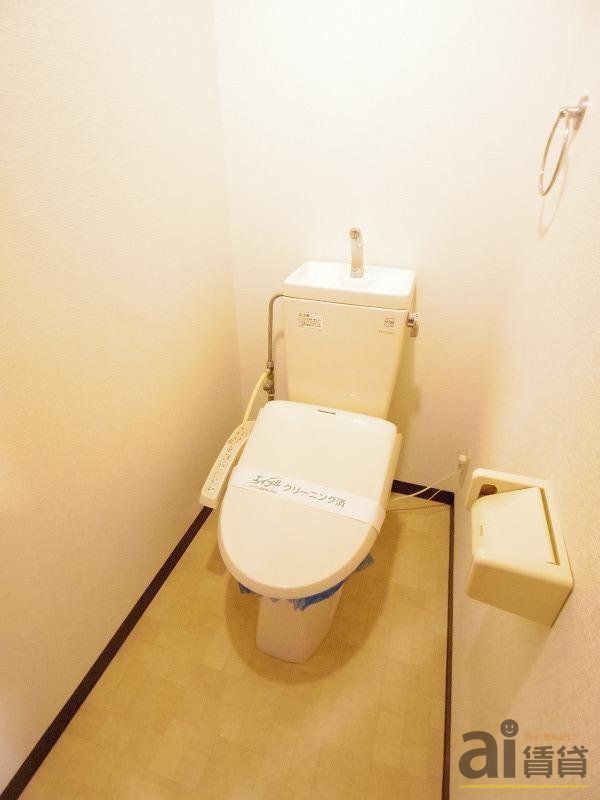 トイレ　※同仕様写真