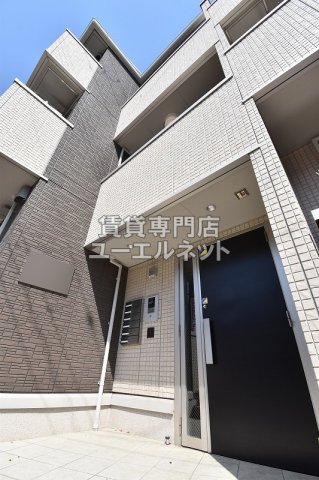 建物外観　2016年完成