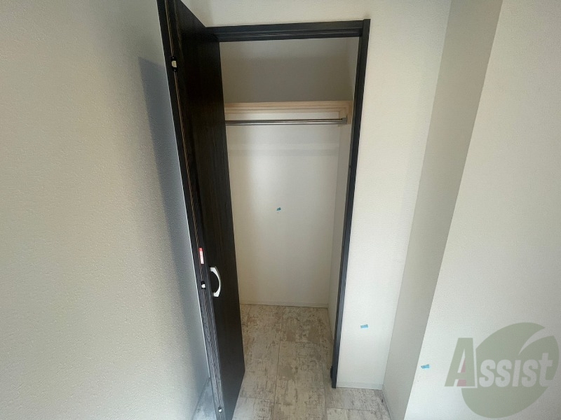 収納　寝室の収納です。部屋がすっきり片付きます。