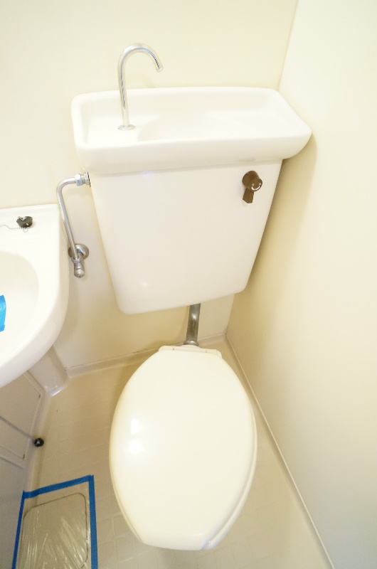 トイレ　別号室イメージ
