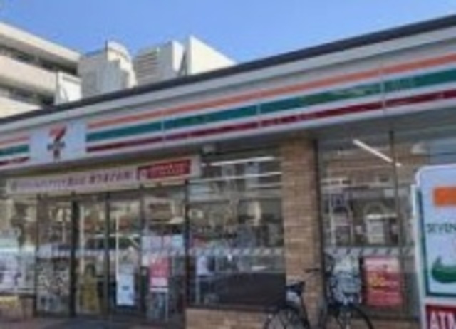 コンビニ　セブンイレブン浦安堀江1丁目店（コンビニ）まで506m