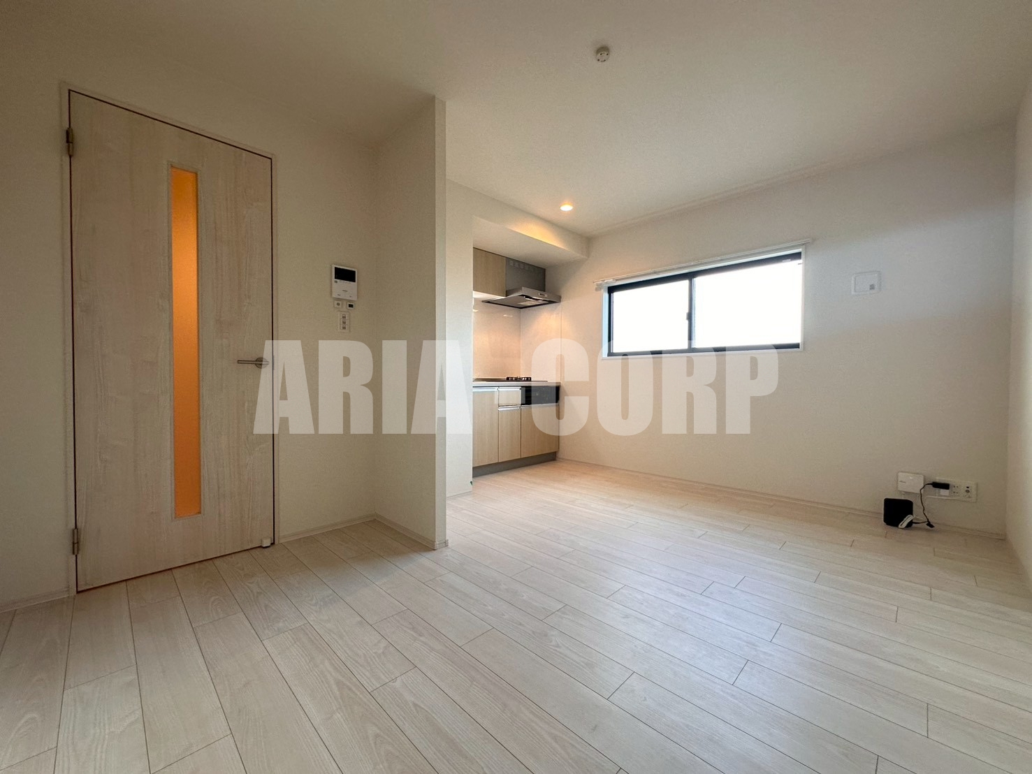 居室・リビング　白を基調とした統一感あるお部屋です！