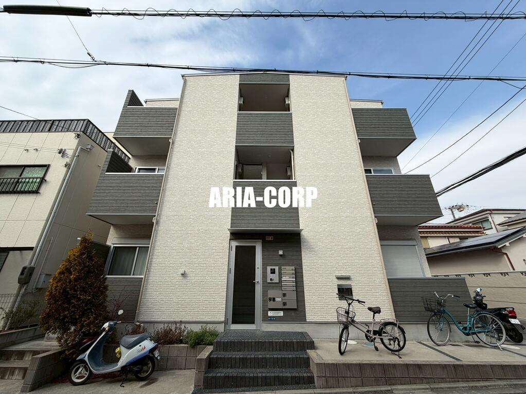 エントランス　現地お待ち合わせにてご対応可能です！お気軽にご相談下さい！