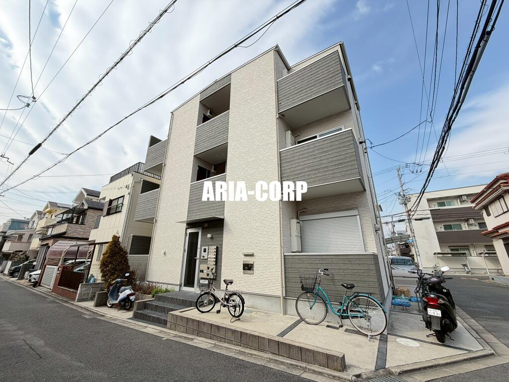 建物外観　2020年完成、全室角部屋設計のデザイナーズアパートです！