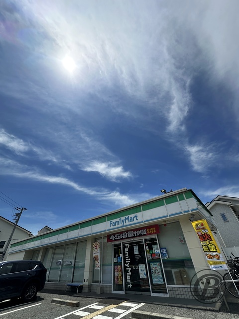 コンビニ　ファミリーマート高石加茂三丁目店（コンビニ）まで441m