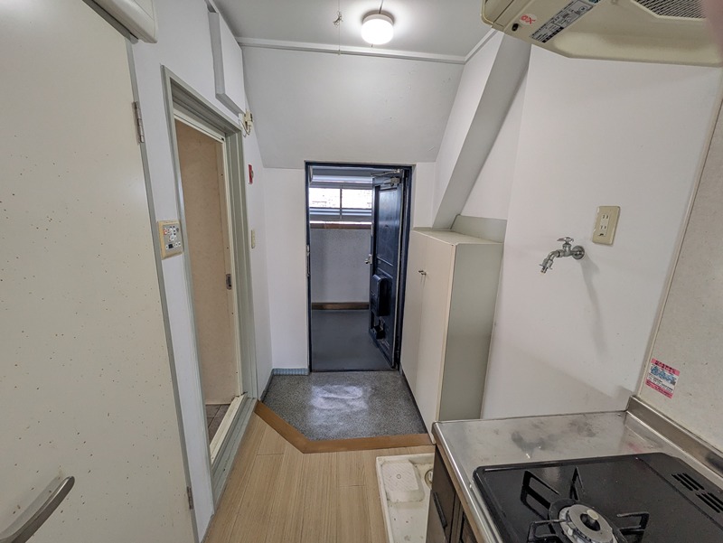 向山マンションの玄関写真