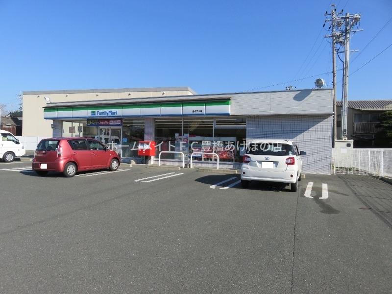 コンビニ　ファミリーマート豊橋下地店（コンビニ）まで1963m