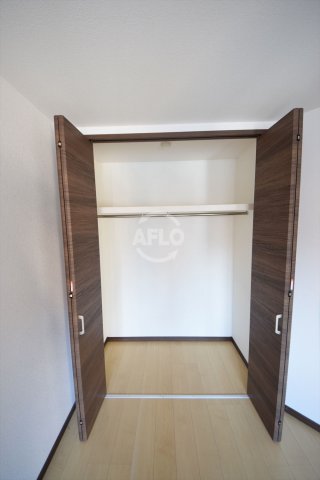 収納　ゼンラフォーレ玉造　クローゼット