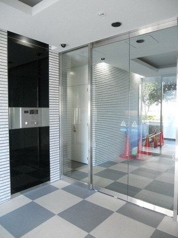 エントランス　★安心のオートロック対応★