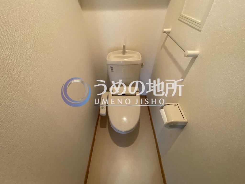 ＪＲ鹿児島本線 西牟田駅 徒歩20分 2階建 築18年のトイレ写真