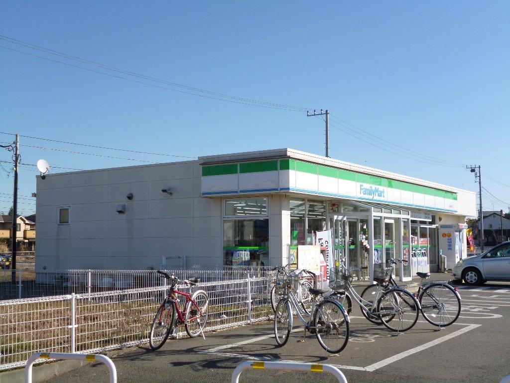 コンビニ　ファミリーマート印西木下店（コンビニ）まで121m