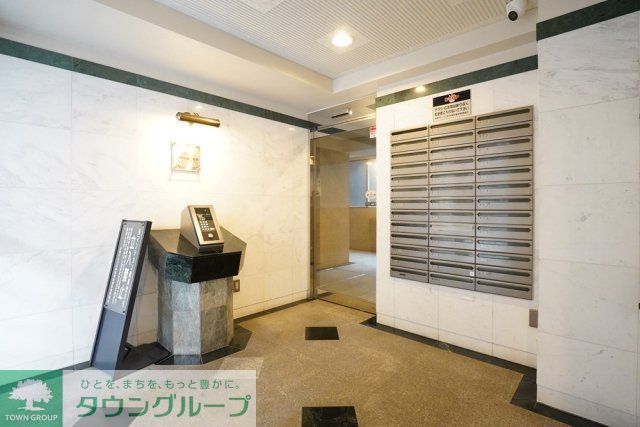 菱和パレス三軒茶屋壱番館の外観写真