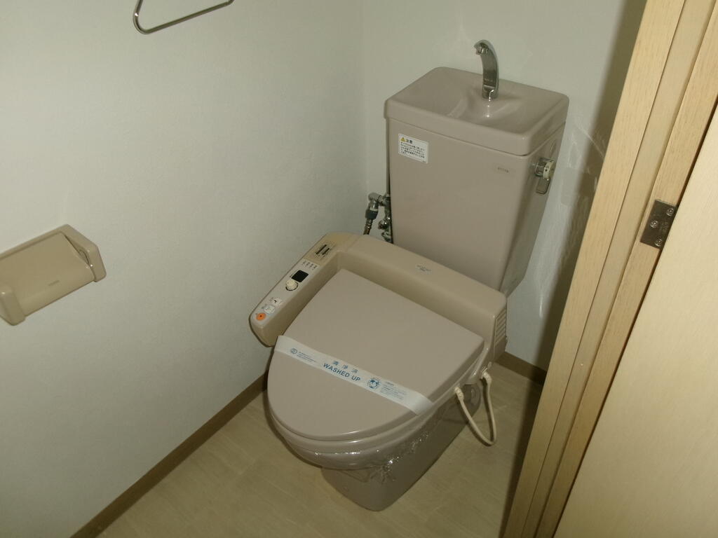 NEWS弐番館のトイレ写真