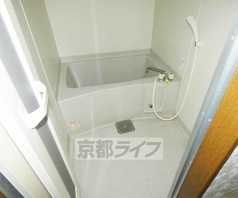 マスジビルの風呂写真