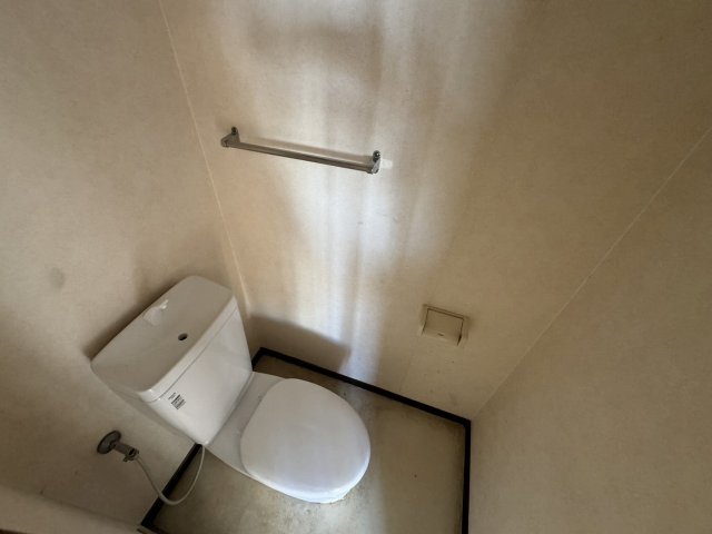 トイレ　落ち着いたトイレです