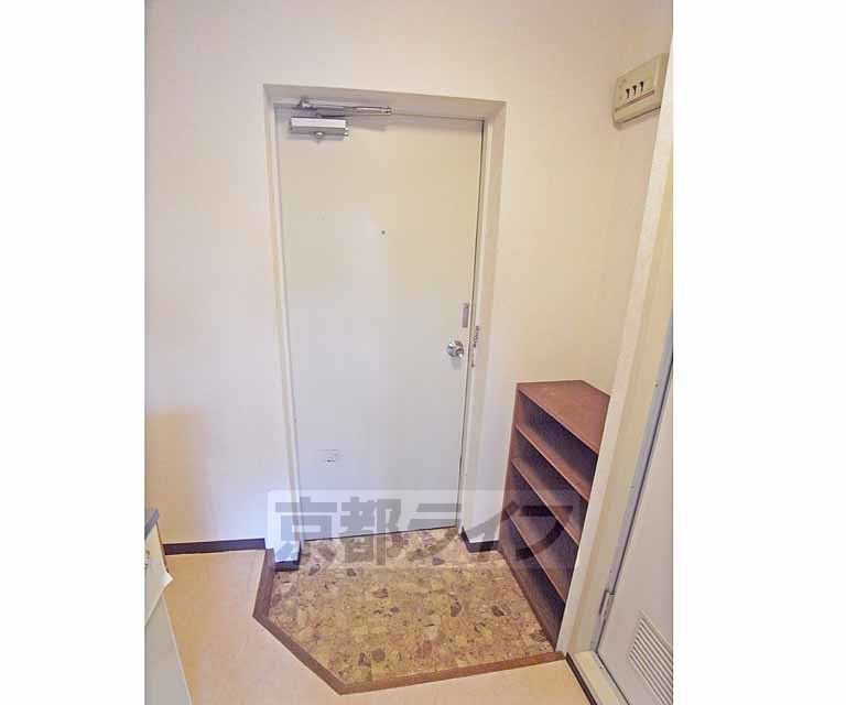 その他設備　玄関ドアです。