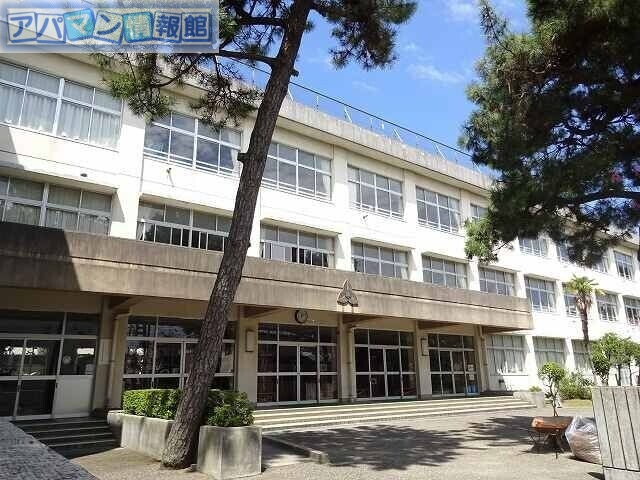 【タウンハウス金衛町　Bの小学校】