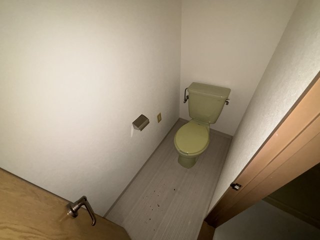 【エステートQ07のトイレ】