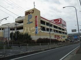 【さいたま市中央区上峰のアパートのスーパー】