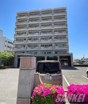 京橋ビル新館の建物外観