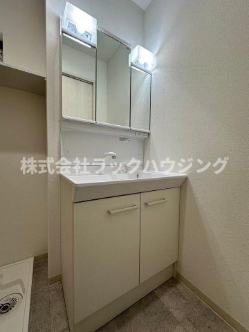 【寝屋川市明和のアパートの洗面設備】