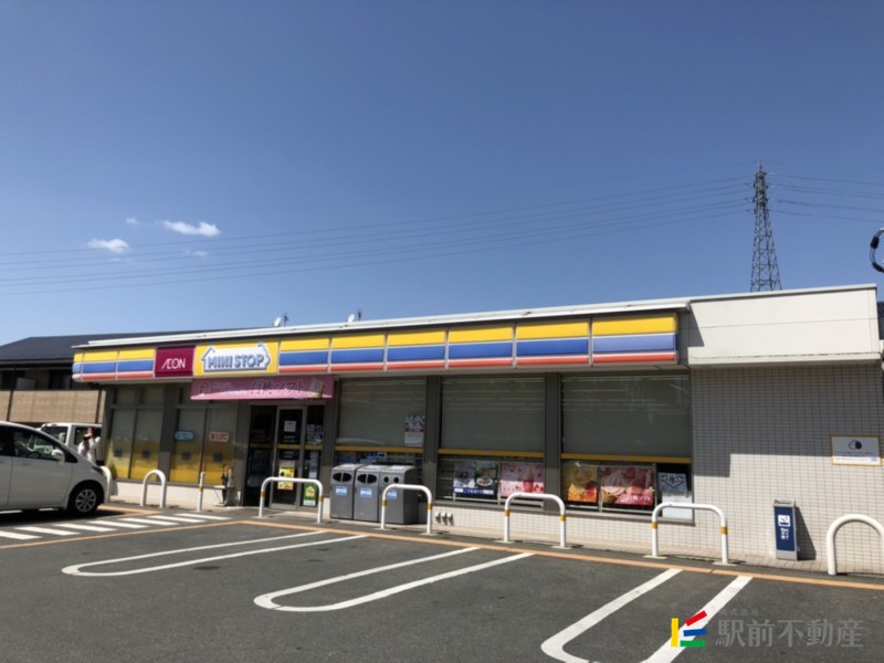 コンビニ　ミニストップ大木町横溝店（コンビニ）まで800m