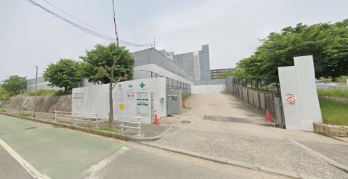小学校　多聞の丘小学校（小学校）まで583m