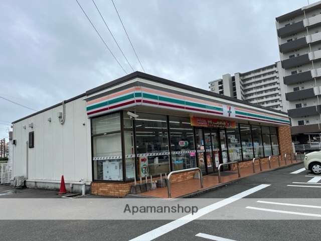 コンビニ　セブン－イレブン宮崎江平中町店（コンビニ）まで1131m